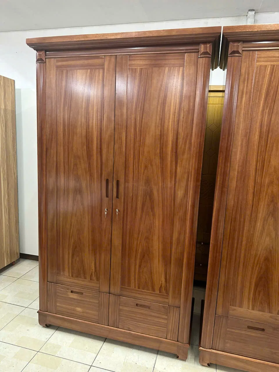 Tủ Gỗ Đan Phượng Cao Cấp